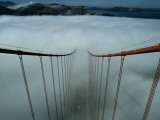 Cables of the Golden Gate Bridge Above the Early Morning Fog Photographie par Randy Olson