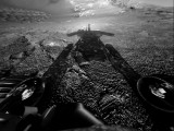 The Opportunity Rover on the Edge of Endurance Crater Photographie par  NASA