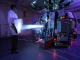 A Device Called Sphere Tests the Strength of New Nano Material Photographie par Mark Thiessen