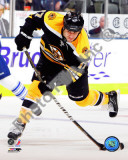 Milan Lucic 2010-11 Action Photographie