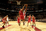 Houston Rockets v Toronto Raptors: Luis Scola and DeMar DeRozan Photographie par Ron Turenne