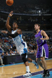 Sacramento Kings v New Orleans Hornets: Chris Paul and Beno Udrih Photographic Print by Layne Murdoch