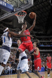 Chicago Bulls v Dallas Mavericks: Derrick Rose, Dirk Nowitzki and Jason Terry Photographic Print by Glenn James