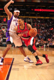 Portland Trail Blazers v Phoenix Suns: Brandon Roy and Jared Dudley Photographic Print by Barry Gossage