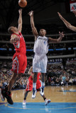Houston Rockets v Dallas Mavericks: Caron Butler and Shane Battier Photographic Print by Glenn James