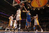 Golden State Warriors v Los Angeles Lakers: Lamar Odom and Vladimir Radmanovic Photographic Print by Noah Graham