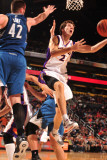 Minnesota Timberwolves v Phoenix Suns: Goran Dragic and Kevin Love Photographic Print by Barry Gossage