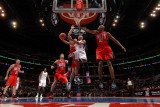 New Jersey Nets v Los Angeles Clippers: Eric Gordon, Kris Humphries and Travis Outlaw Photographic Print by Noah Graham