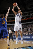 Golden State Warriors v Dallas Mavericks: Dirk Nowitzki and David Lee Photographic Print by Glenn James