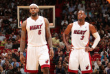 Phoenix Suns v Miami Heat: LeBron James and Dwyane Wade Photographic Print by Victor Baldizon