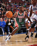 Milwaukee Bucks v Philadelphia 76ers: Earl Boykins and Marreese Speights Photographic Print by Jesse D. Garrabrant