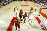 Cleveland Cavaliers v Houston Rockets: Kevin Martin and Mo Williams Photographic Print by Bill Baptist