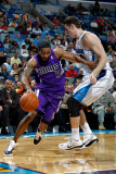 Sacramento Kings v New Orleans Hornets: Luther Head and Jason Smith Photographic Print by Chris Graythen