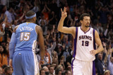 Denver Nuggets v Phoenix Suns: Carmelo Anthony and Hedo Turkoglu Photographic Print by Christian Petersen