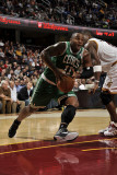 Boston Celtics v Cleveland Cavaliers: Glen Davis and Antawn Jamison Photographic Print by David Liam Kyle