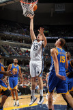 Golden State Warriors v Memphis Grizzlies: Marc Gasol and Andris Biedrins Photographic Print by Joe Murphy