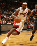 Charlotte Bobcats v Miami Heat: LeBron James Fotografisk trykk av Issac Baldizon