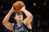 Minnesota Timberwolves v Phoenix Suns: Darko Milicic Photographic Print by Christian Petersen