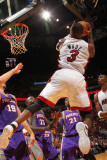 Phoenix Suns v Miami Heat: Dwyane Wade Valokuvavedos tekijänä Victor Baldizon