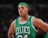 Boston Celtics v Philadelphia 76ers: Paul Pierce Photographie par Jesse D. Garrabrant