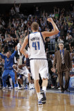 New Orleans Hornets v Dallas Mavericks: Dirk Nowitzki Photographic Print by Glenn James