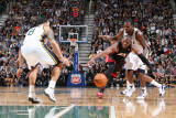 Miami Heat v Utah Jazz: Paul Millsap and Dwyane Wade Valokuvavedos tekijänä Melissa Majchrzak