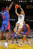 Detroit Pistons v Golden State Warriors: Ben Wallace and Jeremy Lin Photographic Print by Rocky Widner