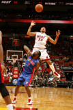 Detroit Pistons v Miami Heat: Eddie House and Ben Gordon Photographic Print by Issac Baldizon