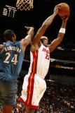 Washington Wizards v Miami Heat: Erick Dampier and Hilton Armstrong Photographic Print by Issac Baldizon