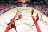 Cleveland Cavaliers v Houston Rockets: Mo Williams and Chase Budinger Photographic Print by Bill Baptist
