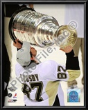 Sidney Crosby Game 7 - 2008-09 NHL Stanley Cup Finals With Trophy Print