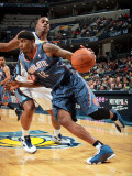 Charlotte Bobcats v Memphis Grizzlies: Tyrus Thomas and Darrell Arthur Photographic Print by Joe Murphy