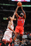 Los Angeles Clippers v Chicago Bulls: Baron Davis and Derrick Rose Photographic Print by Randy Belice