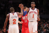 New Jersey Nets v New York Knicks: Amar'e Stoudemire and Raymond Felton Photographic Print by Nick Laham