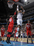 New Jersey Nets v Dallas Mavericks: Shawn Marion and Johan Petro Photographic Print by Danny Bollinger