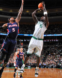 Atlanta Hawks v Boston Celtics: Kevin Garnett and Josh Smith Photographic Print by Steve Babineau