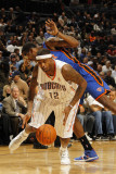 New York Knicks v Charlotte Bobcats: Tyrus Thomas Photographic Print by Kent Smith