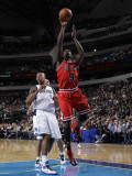 Chicago Bulls v Dallas Mavericks: Luol Deng and Caron Butler Photographic Print by Danny Bollinger