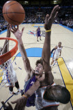Phoenix Suns v Oklahoma City Thunder: Jeff Green and Robin Lopez Photographic Print by Layne Murdoch