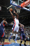 Atlanta Hawks v Detroit Pistons: Chris Wilcox, Josh Smith and Mike Bibby Photographic Print by Allen Einstein