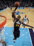 Utah Jazz v New Orleans Hornets: Paul Millsap Photographic Print by Layne Murdoch