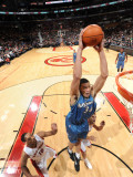 Washington Wizards v Toronto Raptors: JaVale McGee and DeMar DeRozan Photographie par Ron Turenne