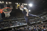 Los Angeles Lakers v Indiana Pacers: Photographic Print by Ron Hoskins
