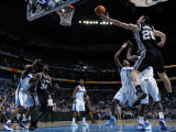 San Antonio Spurs v New Orleans Hornets: Manu Ginobili Photographic Print by Layne Murdoch