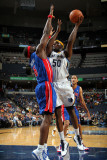 Detroit Pistons v Memphis Grizzlies: Zach Randolph and Ben Wallace Photographic Print by Joe Murphy