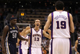 Memphis Grizzlies v Phoenix Suns: Steve Nash and Hedo Turkoglu Photographic Print by Christian 