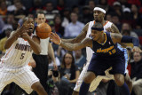 Denver Nuggets v Charlotte Bobcats: Carmelo Anthony, Dominic McGuire and Tyrus Thomas Photographic Print by Streeter 