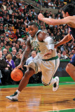 Atlanta Hawks v Boston Celtics: Glen Davis Fotografisk trykk av Steve Babineau Atlanta Hawks v Boston Celtics: Glen Davis Fotografisk trykk av Steve Babineau