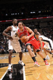 Chicago Bulls v San Antonio Spurs: Joakim Noah and Antonio McDyess Lámina fotográfica por D. Clarke Evans Chicago Bulls v San Antonio Spurs: Joakim Noah and Antonio McDyess Lámina fotográfica por D. Clarke Evans
