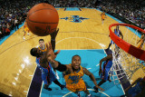 Oklahoma City Thunder v New Orleans Hornets: David West and Jeff Green Photographic Print by Chris 